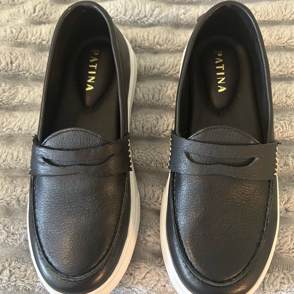 Black Women's Loafers